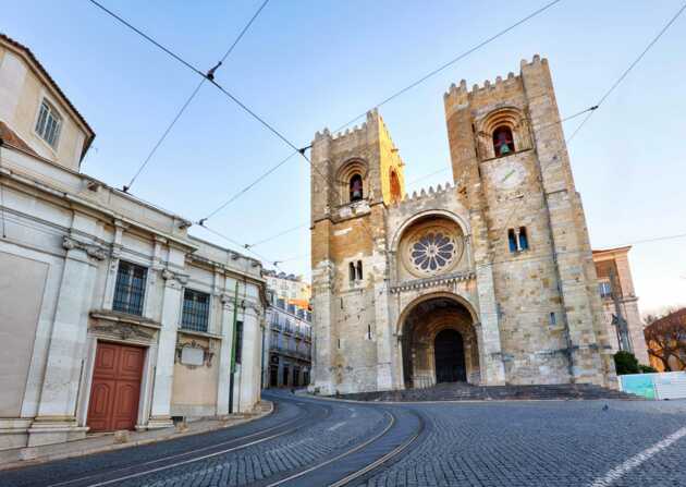 Ein Wahrzeichen der Hauptstadt Lissabon - die Kathedrale Sé