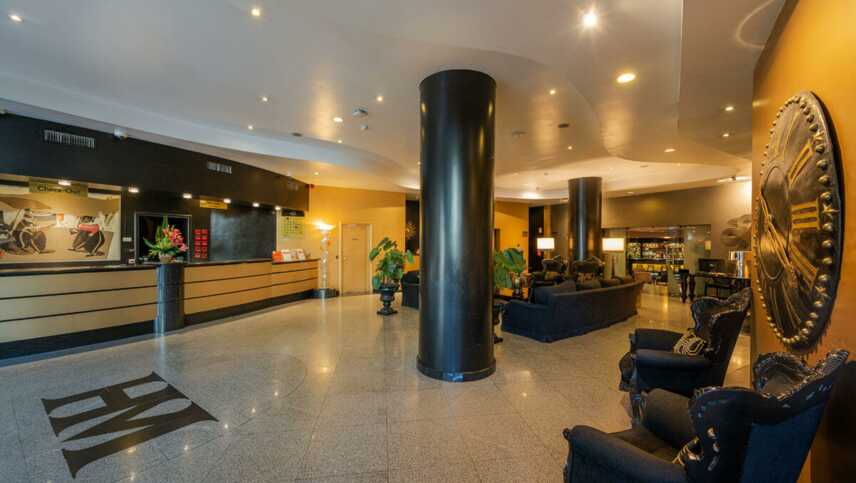 Hotel-mundial-lobby-reception1