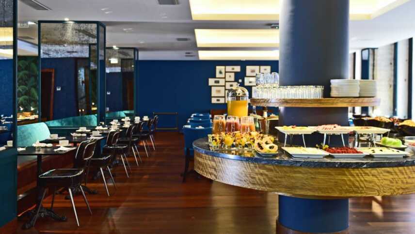 Pestana-porto-vintage-5-star-hotel-porto-restaurant-breakfast-new