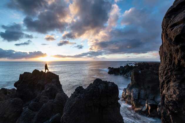 Wohl einer der schönsten Sonnenuntergänge auf den Azoren-Inseln: hier auf Flores, am westlichsten Punkt Europas