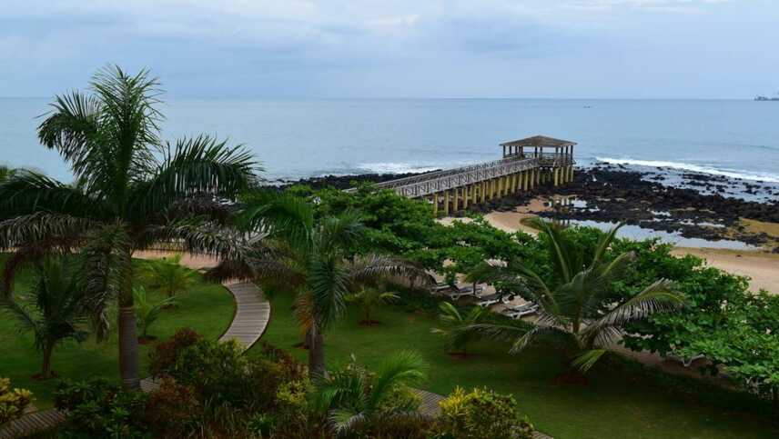 5-star-hotel-sao-tome-outside1