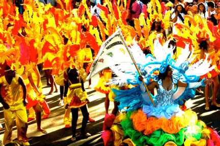 Erleben Sie den Carneval in Mindelo bei einer Kapverden Reise