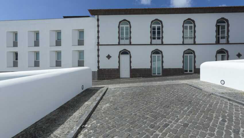 Azores-youth-hostels-santa-maria-14