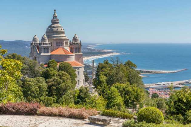 Den wundervollen Ausblick auf den Strand von Viana do Castelo sollten Sie sich nicht entgehen lassen