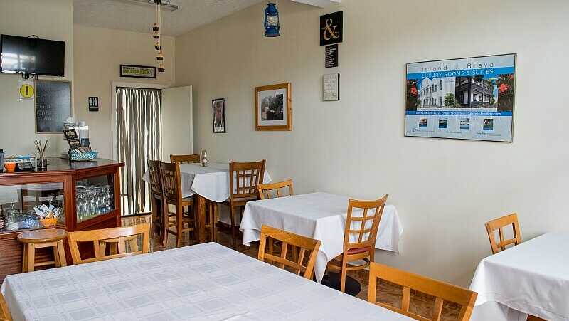 4 Restaurant Cruz Grande Brava