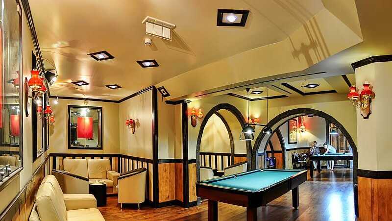 Hotel Talisman Billiard Raum