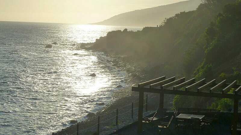 Abrigo-da-cascata Morgenstimmung am Meer