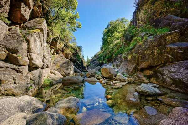 Der Nationalpark Peneda Geres lädt Naturliebhaber ein zum Wandern im Norden Portugals.