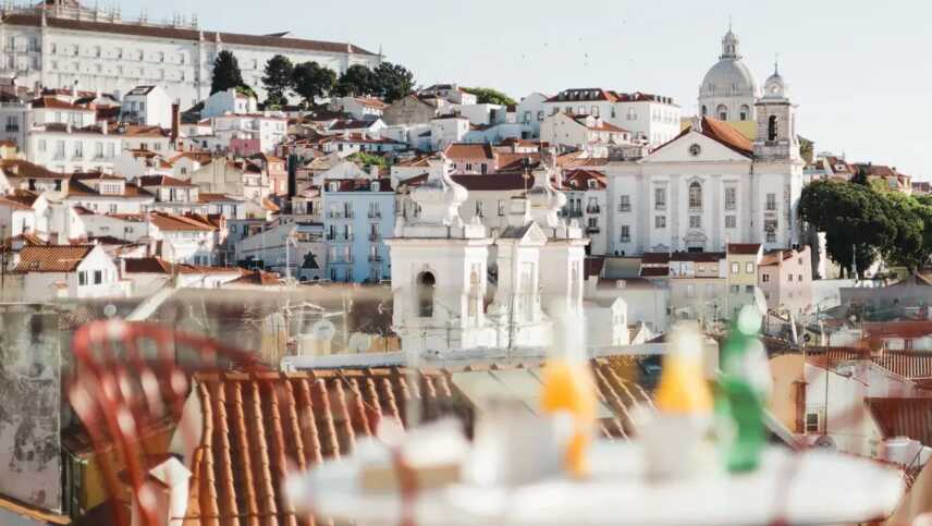 Portugal-lissabon-memmo-alfama-hotel-terrasse-ausblick