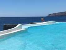 Meerwasserpool im Albatroz Beach Club auf Madeira