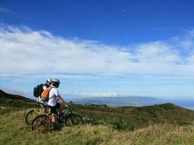 Mountainbiken und Klettern auf Sao Miguel