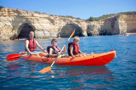 Portugal Familienurlaub an der Algarve - mit dem Kaja zur Benagil-Höhle paddeln