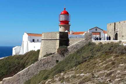 Etappenziel beim Algarve Wandern auf dem Fischerpfad in Portugal - das Kap Sao Vicente im Südwesten Portugals