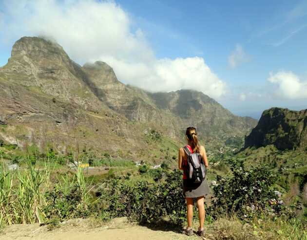 Kapverden Wandern auf der Insel Santo Antao im schönsten Tropental der Insel