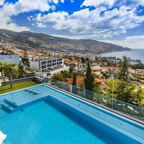 Madeira-panoramico-hotel-Aussenpool Panorama