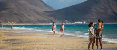 Kristalklares, türkisblaues Wasser und mildes Klima auf Porto Santo