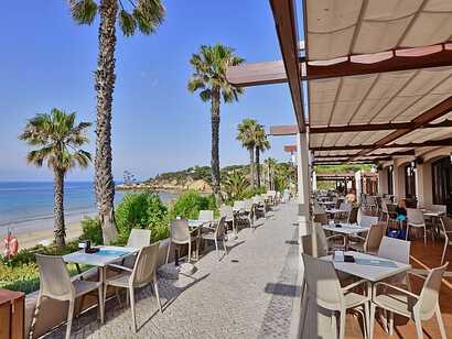 GRSE Restaurantterrasse mit Meerblick