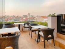 Hotel Premium Porto Downtown-Dachterrasse mit einem wunderschönen Blick auf die Stadt