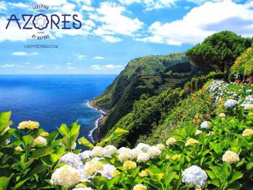 Die Aussichtspunkte auf der Insel Sao Miguel sollten Sie sich bei Ihrer Azoren Reise nicht entgehen lassen.