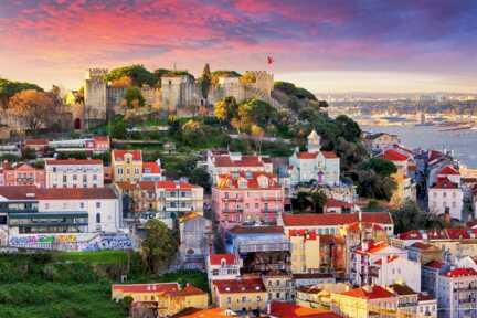 Portugal Urlaub in Lissabon: Eine Burg der Mauren