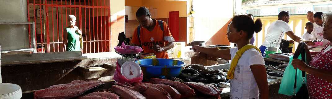 Tauchen Sie ein in das Leben der Einheimischen: Auf den Märkten von Kap Verde