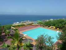 Xaguate Hotel - traumhafte Aussicht auf Pool und Strand