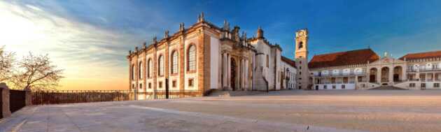 Weltkulturerbe Universität von Coimbra an der Atlantikküste Portugal.