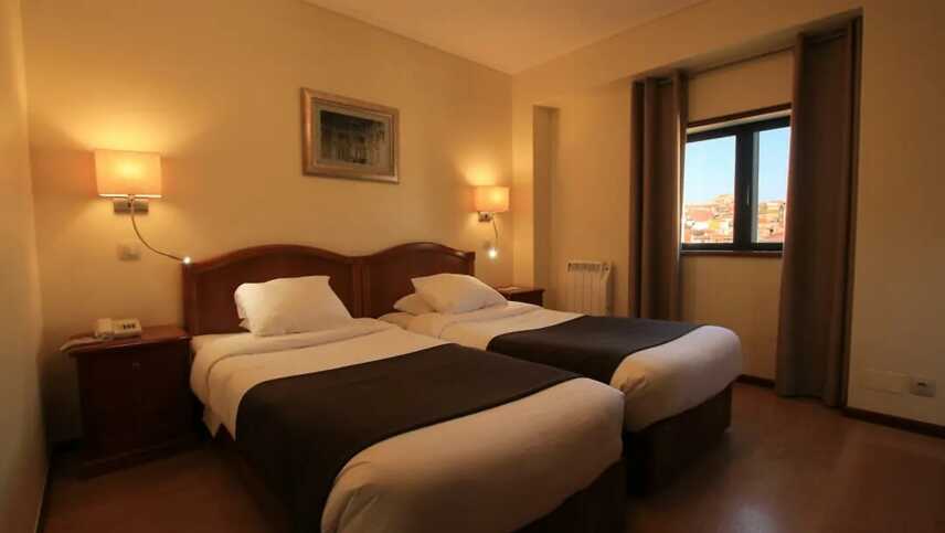 Hotel-da-bolsa-1274434840