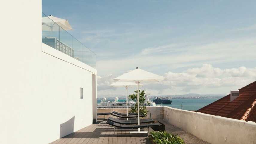 Portugal-lissabon-memmo-alfama-hotel-terrasse-3