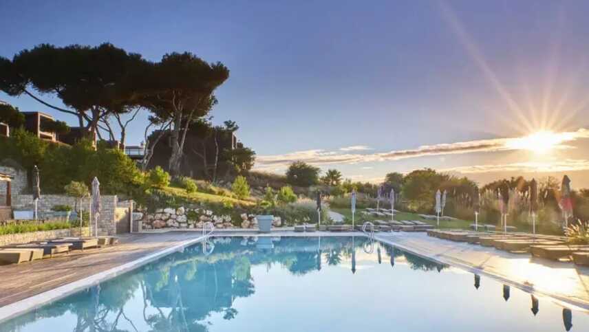 Portugal-algarve-hotels-martinhal-sagres-beach-family-resort-pool