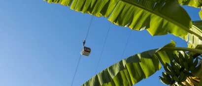 Eine Seilbahn bringt Sie nach Achadas da Cruz bei Calheta auf Madeira