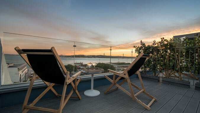 Portugal-hotel-lx-boutique-hotel-dachterrasse-sonnenuntergang