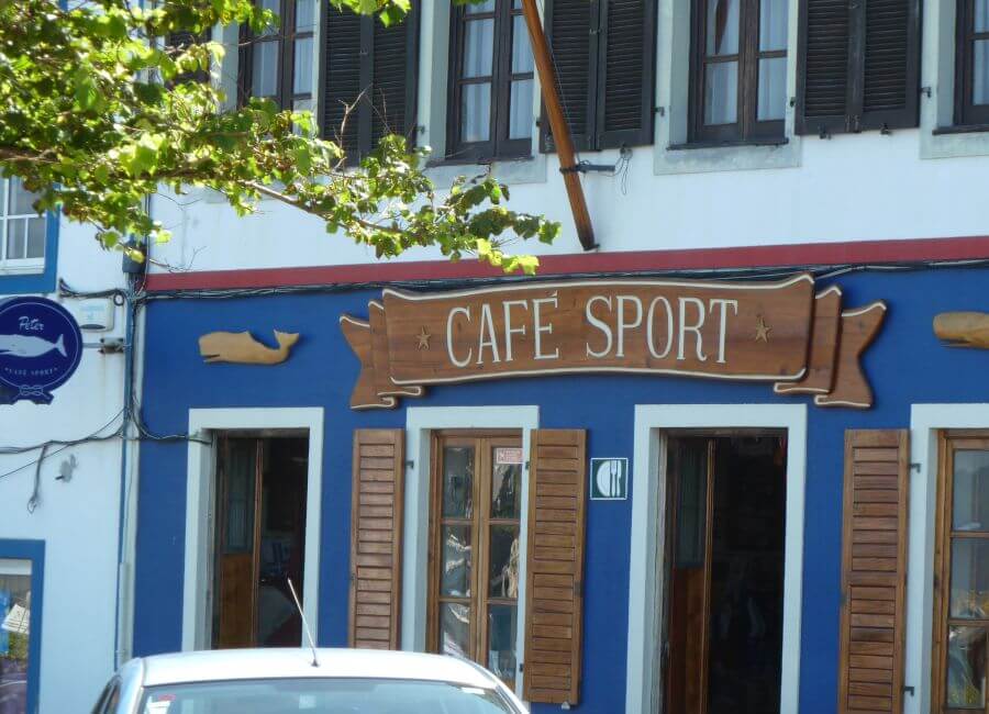 Das Peter Café Sport in Horta